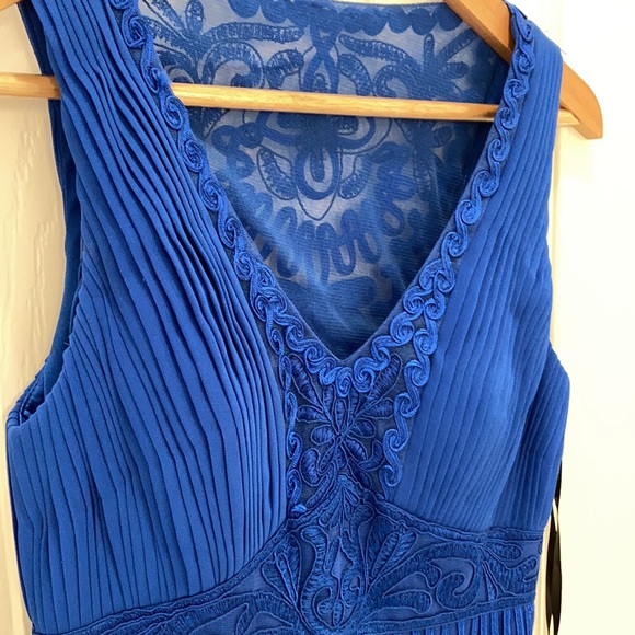 Sue Wong cobalt blue lace dress, size 2 - Picture 2 of 4